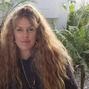 Meet your Posher, Sabrina